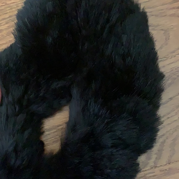 Rabbit Scarf. - Picture 4 of 4